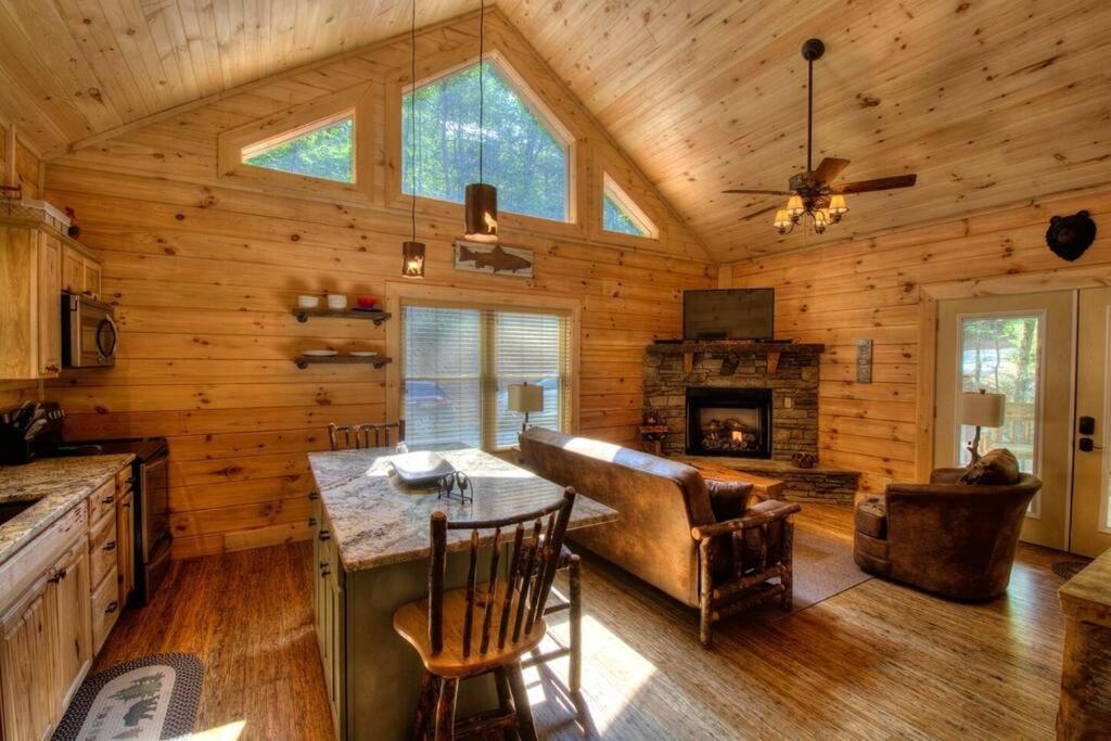 Honeymoon Getaway In Woods Near Noc And Smoky Mtn Rr Villa Bryson City Eksteriør bilde