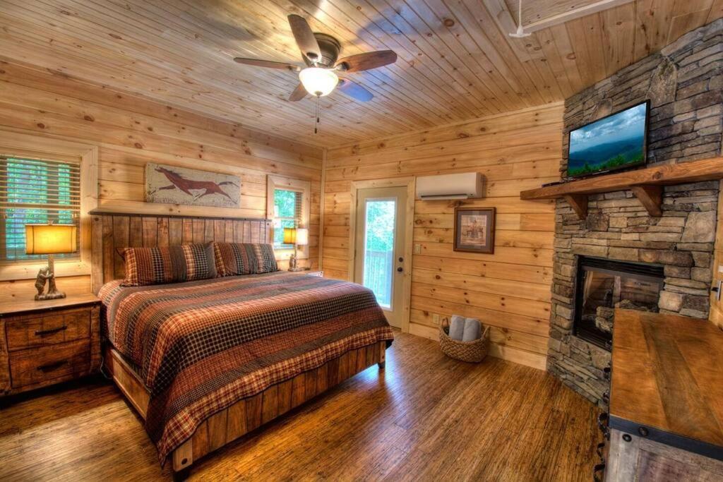 Honeymoon Getaway In Woods Near Noc And Smoky Mtn Rr Villa Bryson City Eksteriør bilde